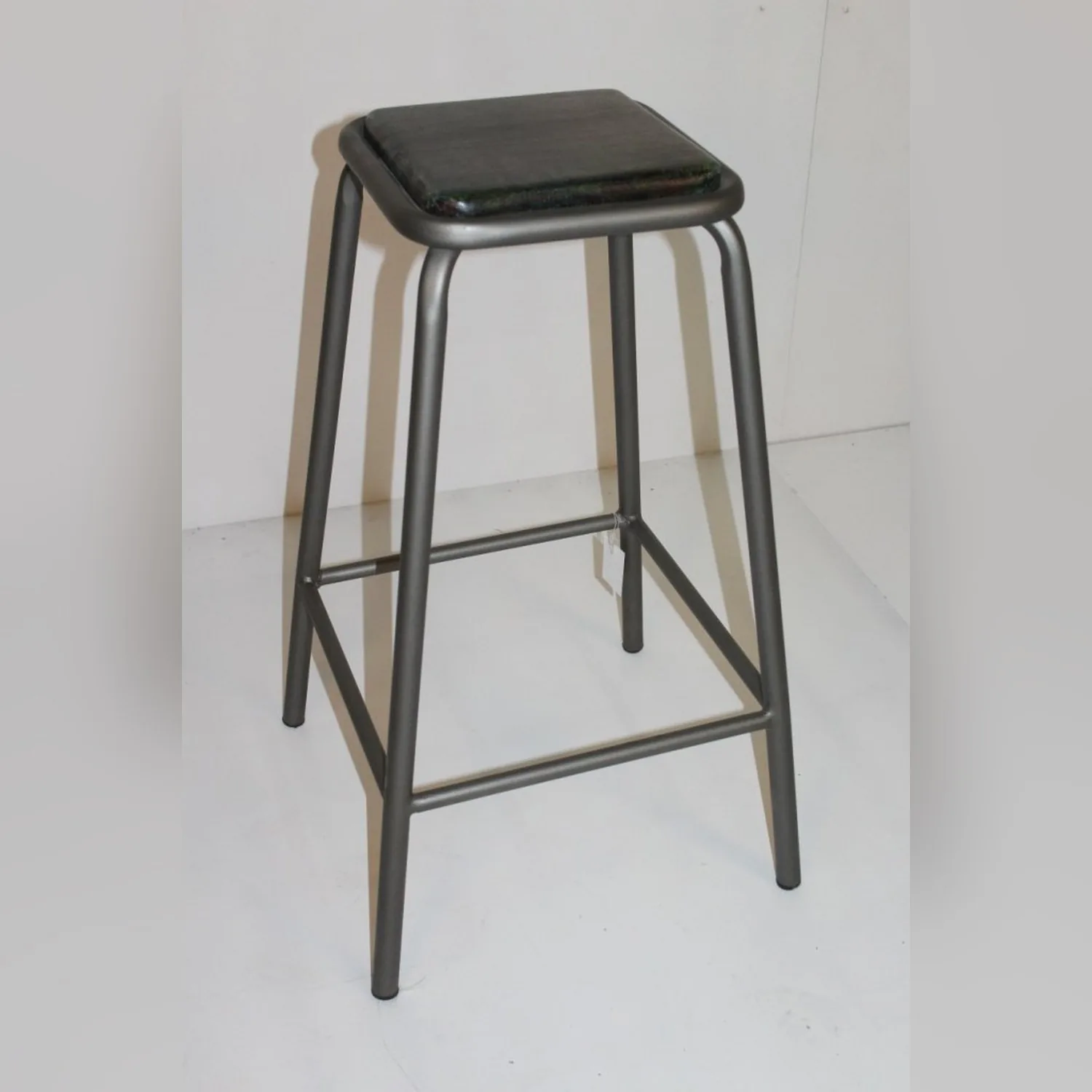 Pawan Stool (2051)