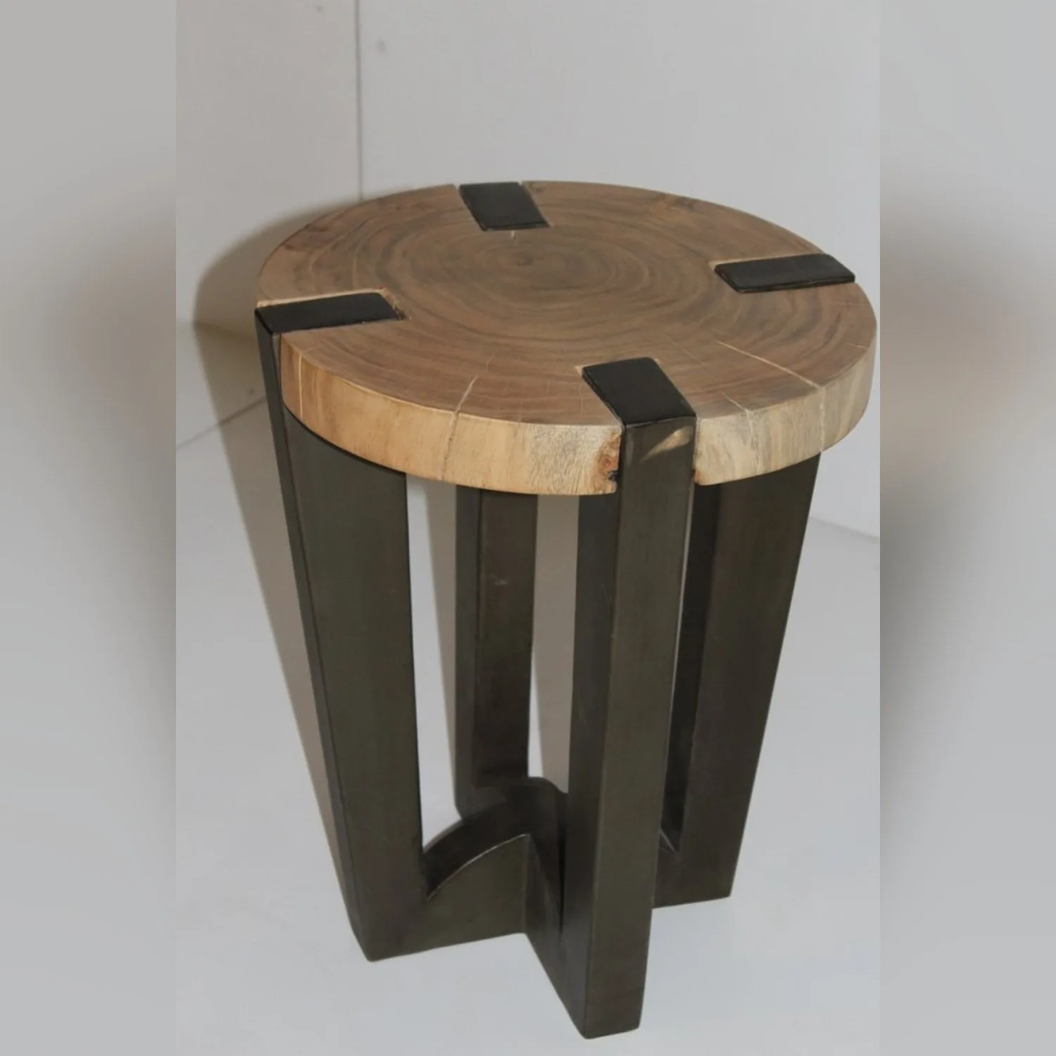 Pawan Stool (2054)
