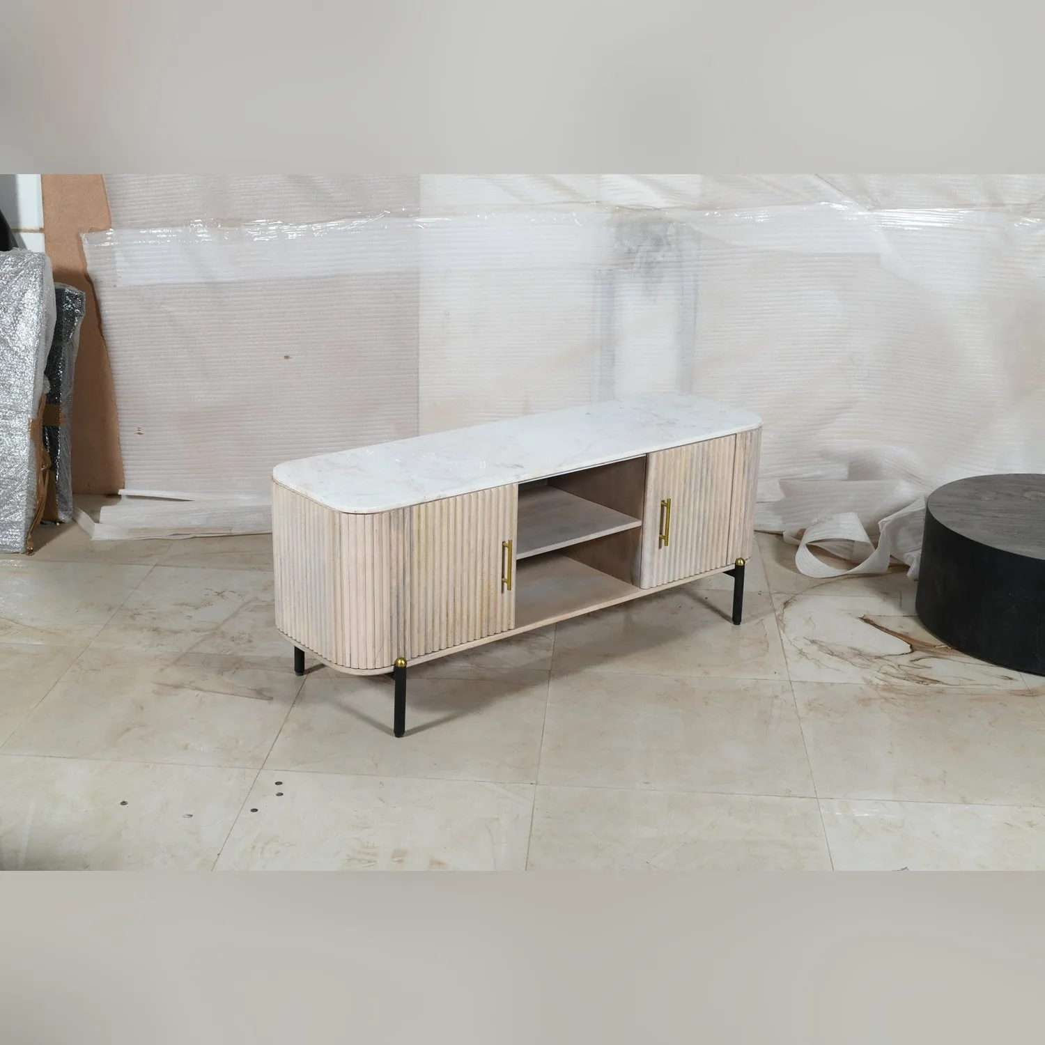 Reed TV Unit view 3